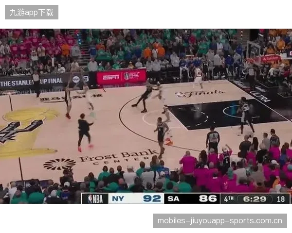 NBA太阳快攻两秒完成扣篮：速度、信任与风驰速影的崛起